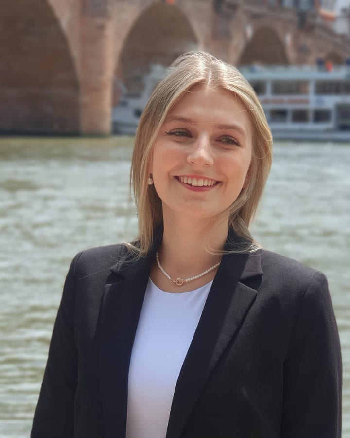Alisa Mahmutovic – Administration bei Business Start EU